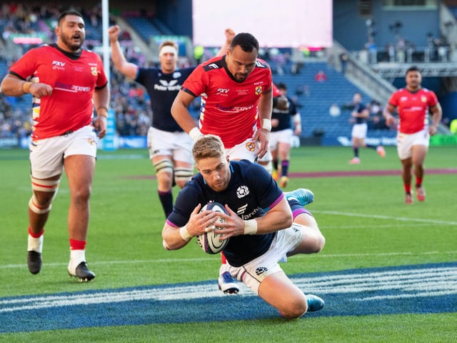 Took centre stage with four tries on his first start for his country. Demonstrated his international credentials with some opportunistic finishing, particularly for the second and third scores. 8