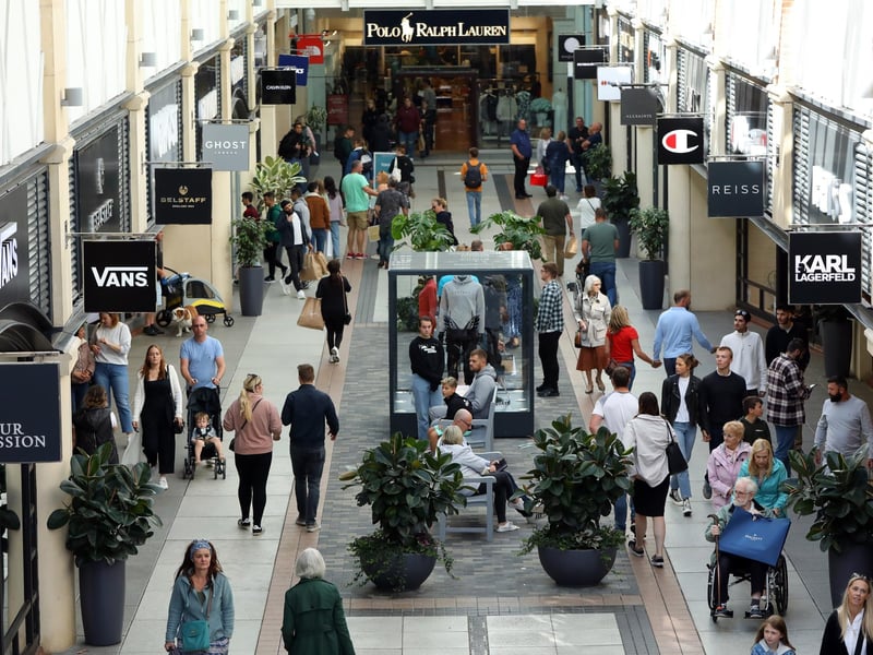 Gunwharf Quays is a shopping and entertainment complex on the former site of HMS Vernon and has shops, restaurants, bars and a cinema