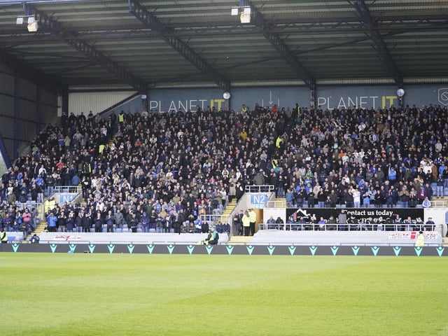 1,460 Pompey fans made the mid-week trip to Oxford United on Tuesday evening.
