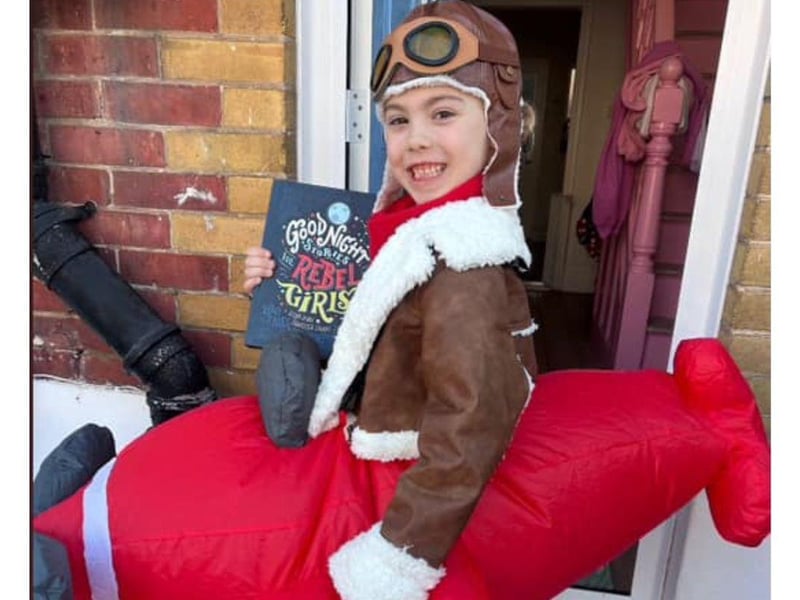 I absolutely love this one-of-a-kind costume celebrating Amelia Earhart.
