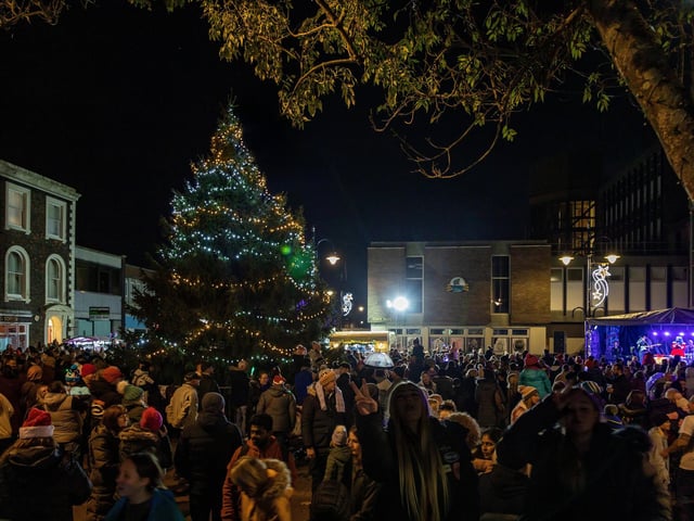 The Christmas lights in Gosport High Street. Picture: Mike Cooter (251123)
