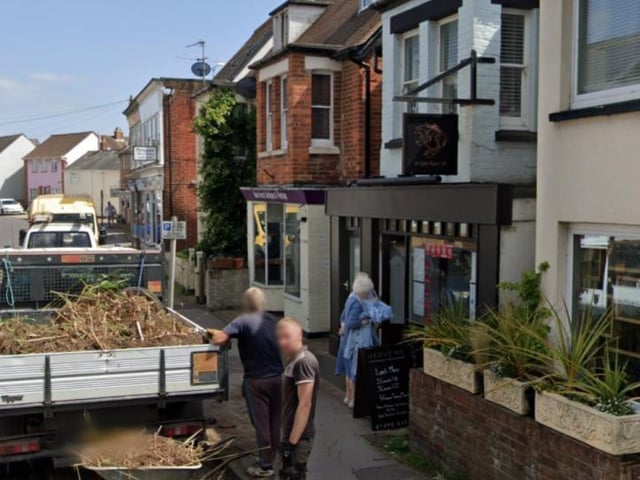 Situated in Milford-on-Sea, this restaurant is considered by many to be a 'hidden gem' - despite being the highest rated fine dining restaurant in Hampshire on Tripadvisor.