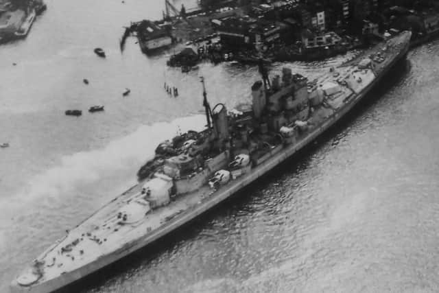 HMS Vanguard after slewing off course, 1960