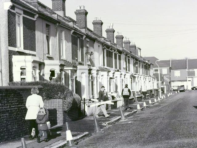 Blake Road, Gosport, undergoing kerb refurbishments in 1994.Picture: (0230-1)