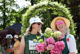 Helen Ruff, left, and Alex Cvijovic. Garden Show at Stansted park, Rowlands Castle
Picture: Chris Moorhouse (jpns 120621-42)