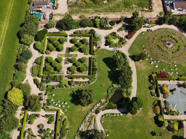 Portchester Memorial Gardens
