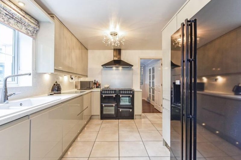 This property is located near local schools and it is in a good location.