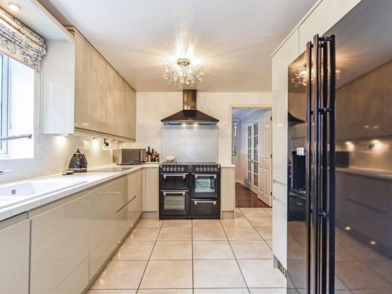 This property is located near local schools and it is in a good location.