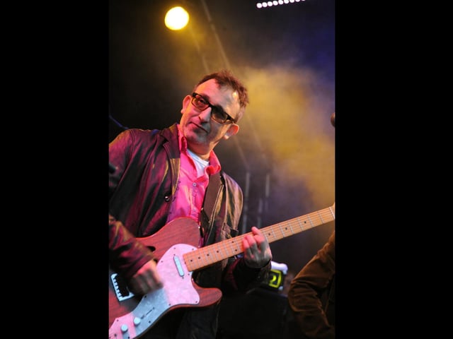 Ian Broudie on stage at Victorious Vintage