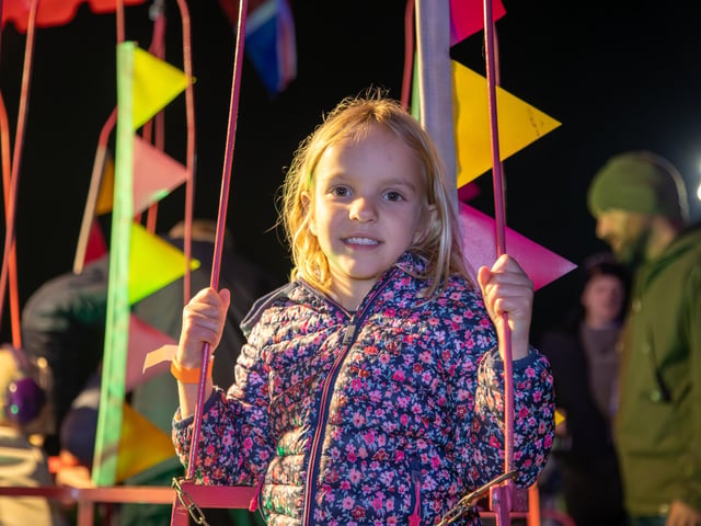People from across the region descended onto the grounds of HMS Sultan on Thursday evening for a night of excitement, bonfire and fireworks.
Pictured - Taegan Layfield, 5 from Lee on Solent
Photos by Alex Shute