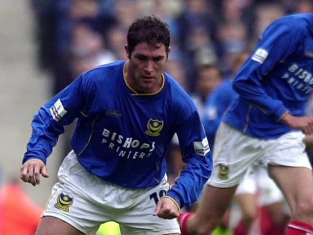 Eastleigh boss Lee Bradbury has been installed as the bookies' favourite to be Pompey's new head coach.