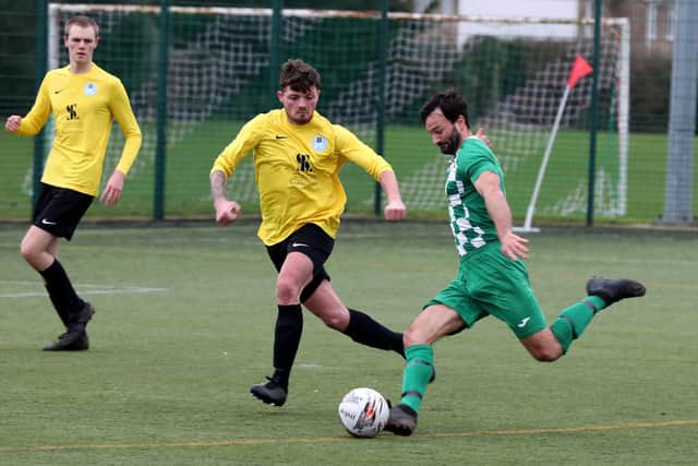 Mob Albion (green/white) v Burrfields. Picture: Sam Stephenson.