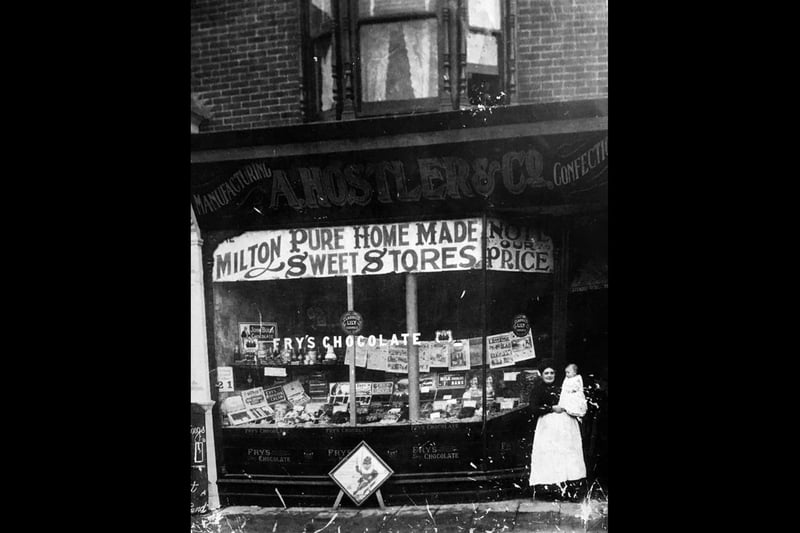 A Hostler and Co Portsmouth. Gilberts sweet shop in Milton. How the shop looked in 1909 when it first opened.