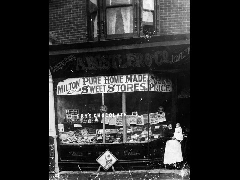 A Hostler and Co Portsmouth. Gilberts sweet shop in Milton. How the shop looked in 1909 when it first opened.