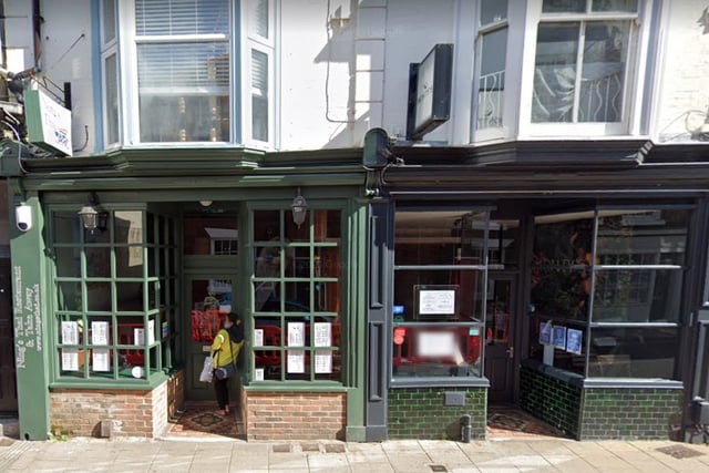 Aroy-Dee Thai Restaurant & Takeaway, Southsea, has a Google rating of 4.5 with 114 reviews.