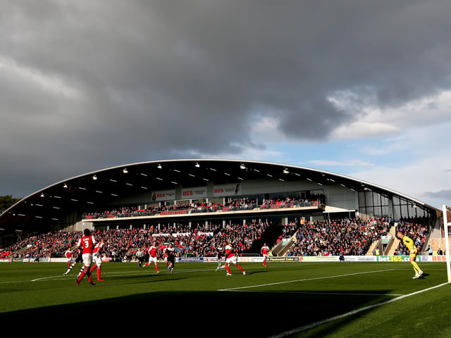 Capacity: 5,327; Average attendance: 3,316.