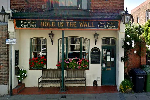 Hole In The Wall, Great Southsea Street, Southsea has been voted as one of the cosiest pubs that our readers have been to.