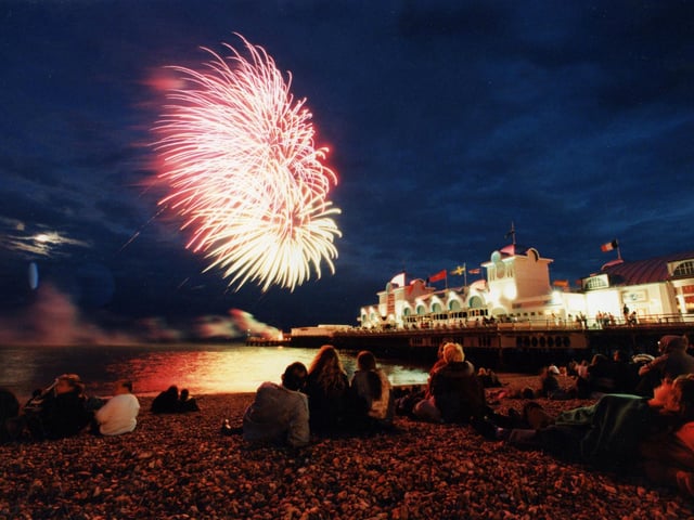 An impresive firework display above South Parade pier in Southsea as part of Pier Day on July 1 1996 PP3198