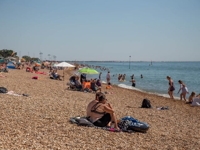 Southsea Beach is great place to relax and enjoy the sunshine. Portsmouth has some beautiful beach spots and they draw thousands of tourists in each year.