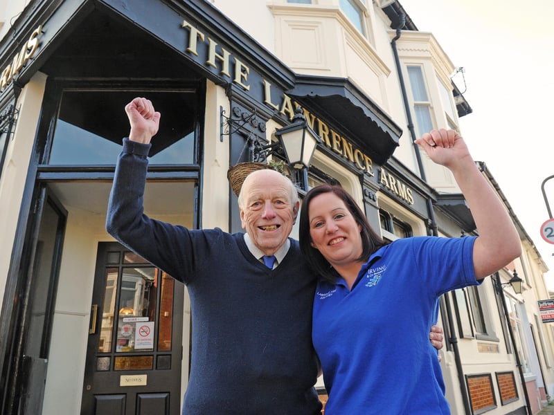 The Lawrence Arms in Lawrence Road, Southsea, PO5 1NU has a 4.6 star rating on Google reviews, based on 349 ratings.