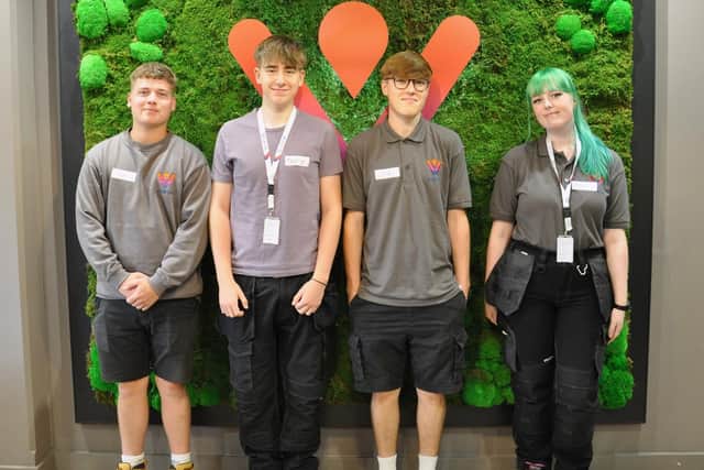 4 new VIVID electrician apprentices