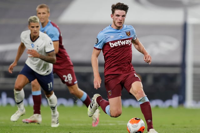 Chelsea want to sign West Ham United midfielder Declan Rice with Blues boss Frank Lampard planning to use the £45m-rated England international as a centre-back. (Sun on Sunday)