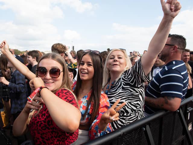 The crowd enjoying Annie Mac's  DJ set on the Common Stage. Picture: Vernon Nash (290821-214)