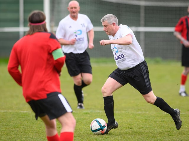 Action from the Jon Gittens memorial charity match between a team of former Fareham Town players and a side of ex-Pompey and Southampton professionals. Picture: Keith Woodland (160421-398)
