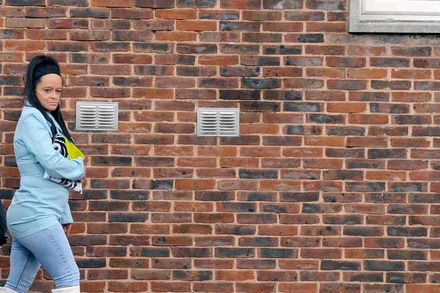 Lisa Garner leaving Portsmouth Magistrates' Court.
Picture: (101122-2553)