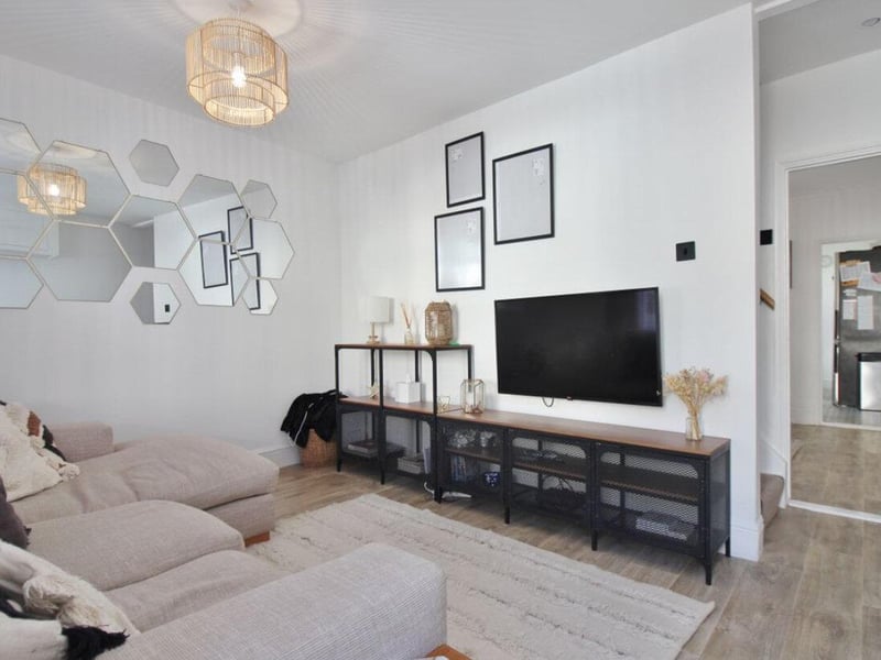 This is near public transport links including Fratton train station and Portsmouth and Southsea station - it is also close to the M275.