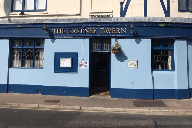 The Eastney Tavern has a Google rating of 4.6 - ‘One of the best Sunday roasts in Portsmouth. Great atmosphere. Proper pub!’