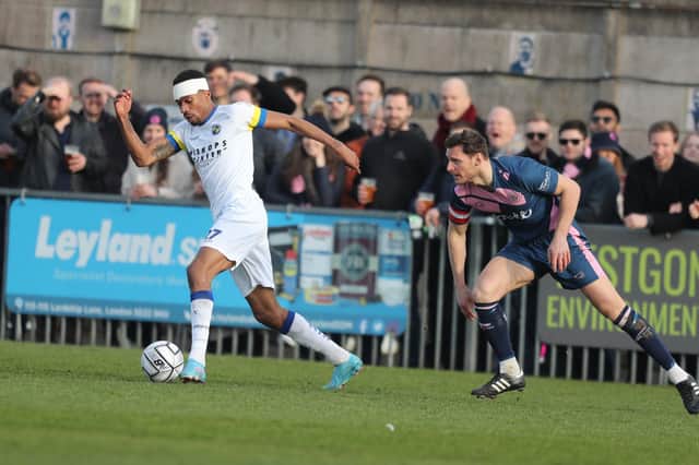 Match winner Manny Duku in action for Hawks during their impressive weekend win at Dulwich Hamlet.
Picture by Dave Haines