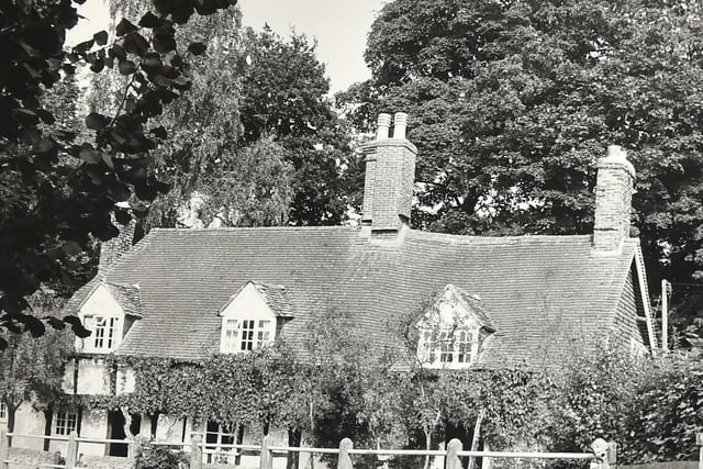 Kettlebrook Cottages, near Petersfield, in 1971. Picture: (4694-2)