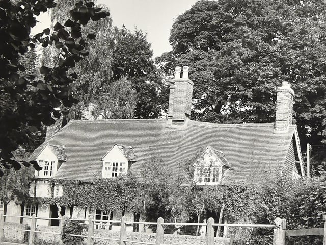 Kettlebrook Cottages, near Petersfield, in 1971. Picture: (4694-2)