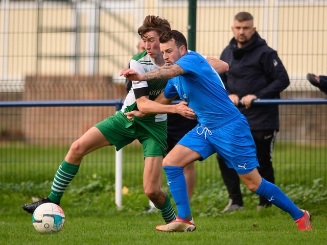 Paulsgrove (blue) v Moneyfields. Picture: Keith Woodland