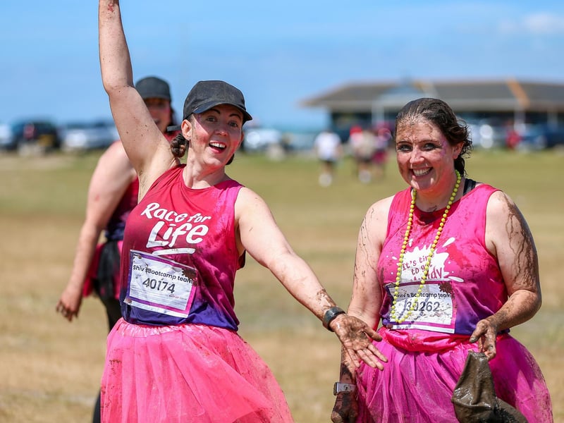 Race For Life Pretty Muddy, Southsea CommonPicture: Chris  Moorhouse (290624-243)