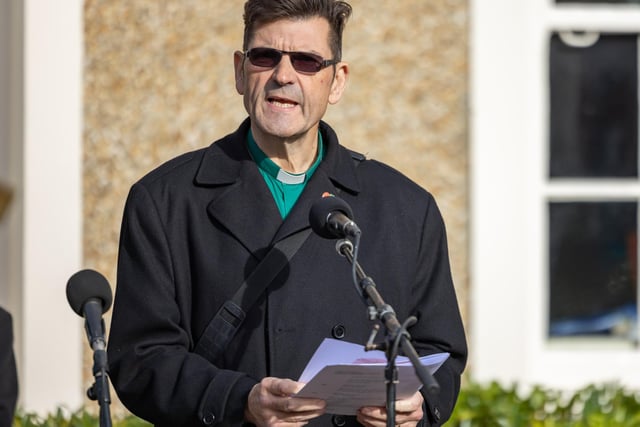 Revd Sean Blackman opens the remembrance service at Gosport. Picture: Mike Cooter (121123)