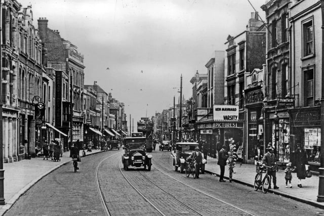 Gosport Theatre Cinema in High Street in the 1930's. Picture: Costen.co.uk