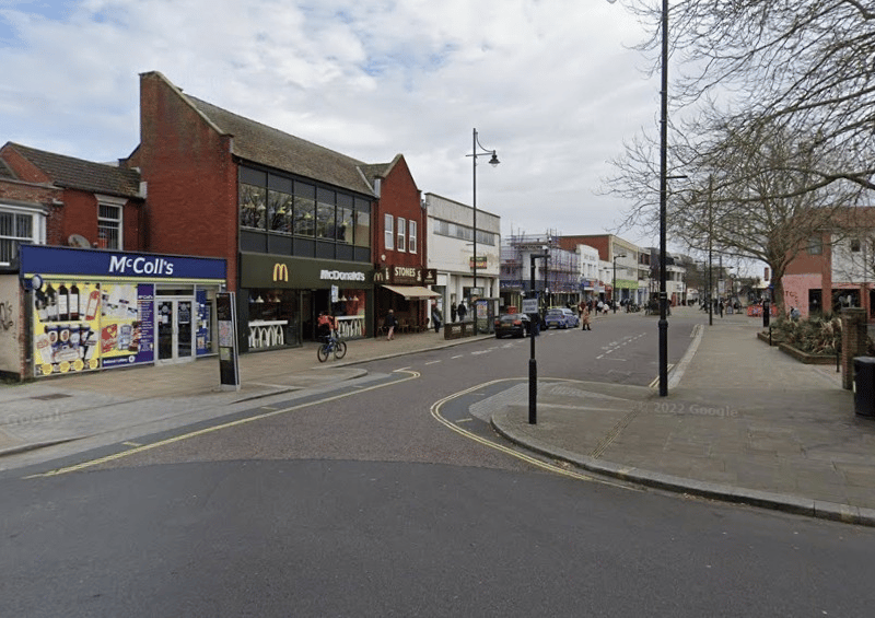 This Greggs is located in West Street, Fareham, and it has a Google rating of 4.2 with 133 reviews.