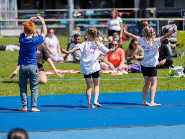 Title: Recfest Pictured: Dancing team from Southampton
