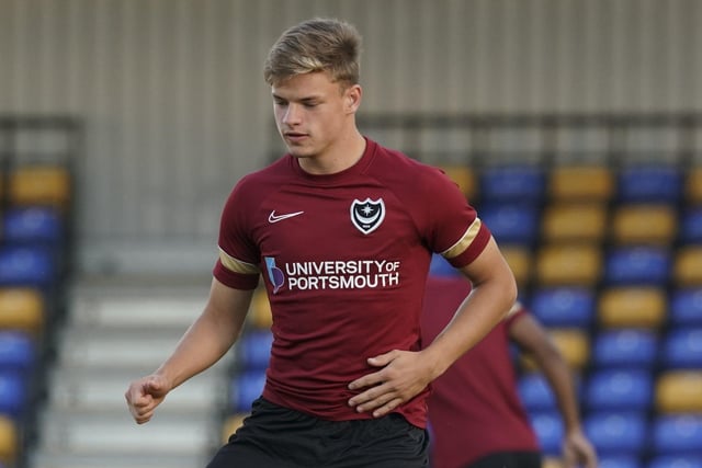With no senior strikers in Cowley’s ranks, academy graduate Dan Gifford remains the only option the Blues boss could turn to if the season started tomorrow. Aiden O’Brien remains in negotiations with the club, while George Hirst continues to be linked with a return. However, recent reports suggest Victor Adeboyejo could be on his way to PO4 and closing in on a potential move.