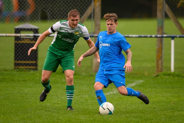 Paulsgrove (blue) v Moneyfields. Picture: Keith Woodland