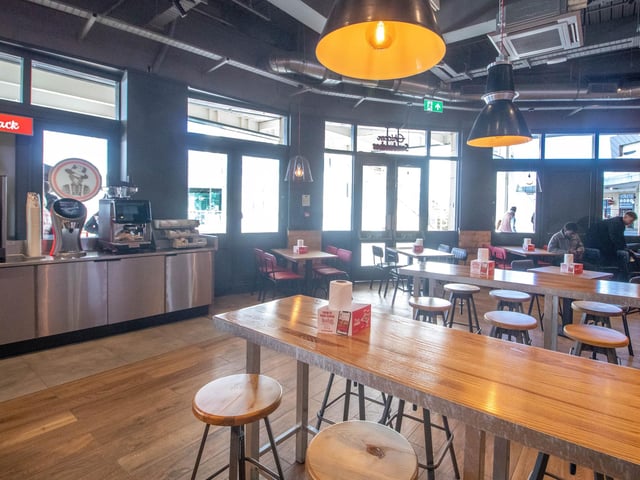 New restaurant, Slim Chickens has opened in Gunwharf Quays, Portsmouth on 26th January 2024

Pictured: Interior of Slim Chickens at Gunwharf Quays, Portsmouth

Picture: Habibur Rahman