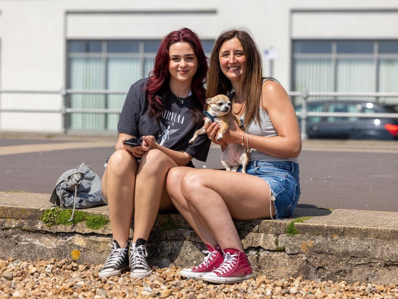 Freya Roe (15) with mum Maria Cleary (41) and dog Fifi (6). Picture: Mike Cooter (110524)