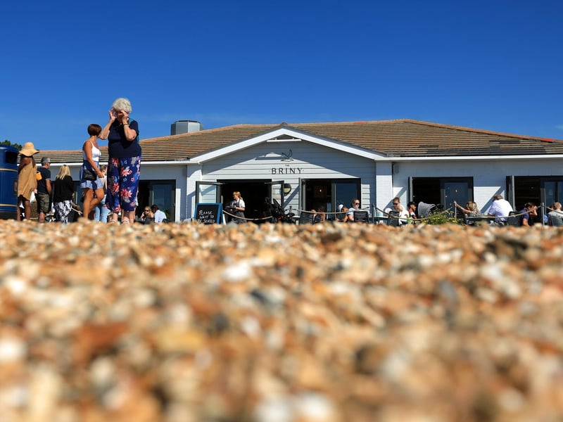 The Briny on Clarence Esplanade is in a prime location with its outdoor seating spilling out straight onto the beach. Befitting of their location they offer some excellent fish dishes but much more can be found on their menu.