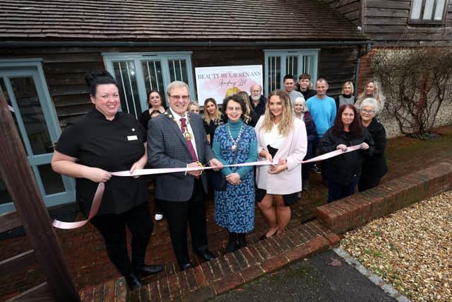 Lauren-Ann has her own salon in Waterlooville and she has now managed to branch out and start her own academy in Petersfield after her business became so successful. This event is her beauty academy's grand opening.
Pictured is Mayor of Petersfield, Cllr Peter Clist cutting the ribbon.
7th January 2023
Photograph by Sam Stephenson, 07880 703135, www.samstephenson.co.uk.