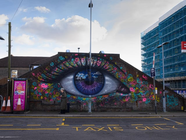 Pictured is: My Dog Sighs - Cosham StationPicture: Keith Woodland (140921-94)