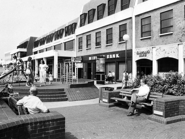 This is what life looked like in West Street, Fareham in August 1984