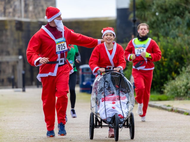 Hundreds of people turned out for the 2023 Santa Fun Run in Southsea on Saturday morning, many running to raise money for charity in either the 5K or 10K distance.