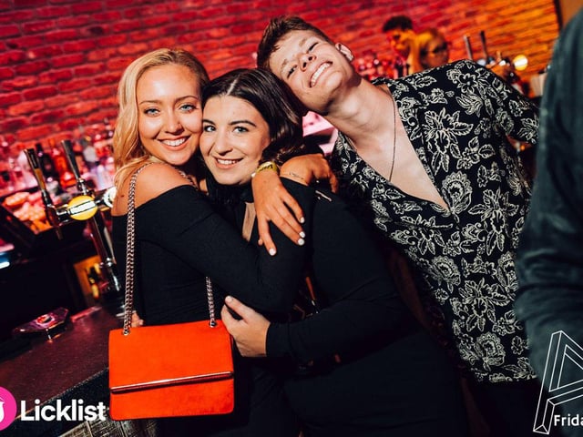Clubbers in Pryzm